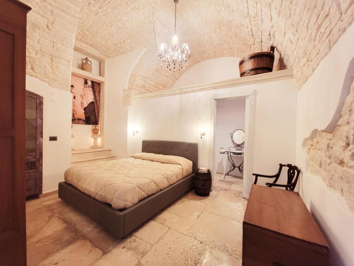 Giovinazzo Historic Apulia Old Town Stone House With Private Patio Apartamento Exterior foto