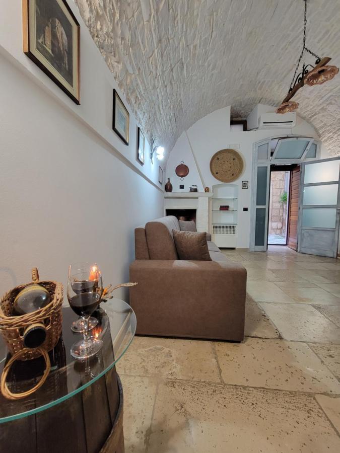 Giovinazzo Historic Apulia Old Town Stone House With Private Patio Apartamento Exterior foto