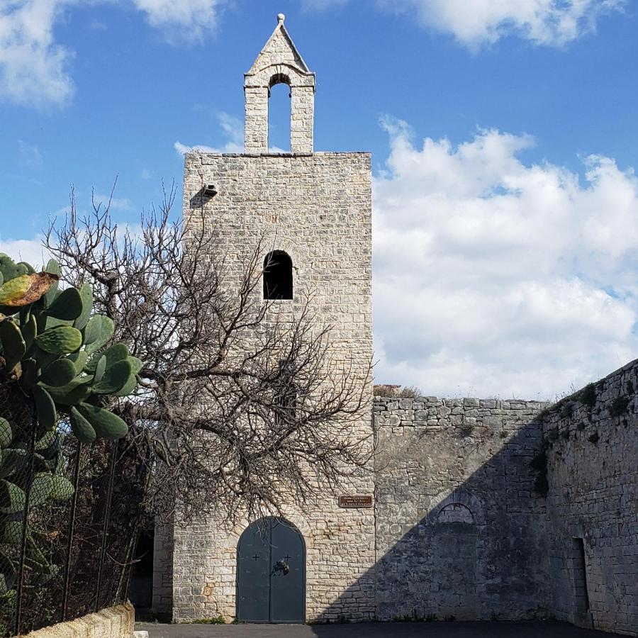 Giovinazzo Historic Apulia Old Town Stone House With Private Patio Apartamento Exterior foto